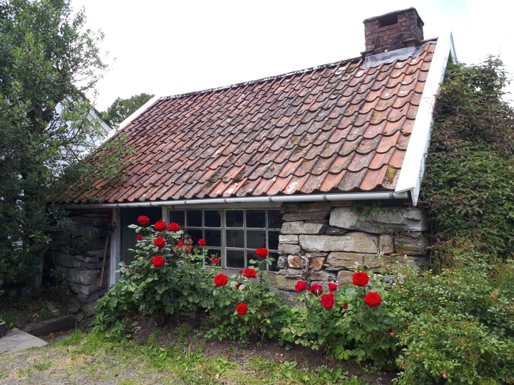 Det gamle eldhuset på garden