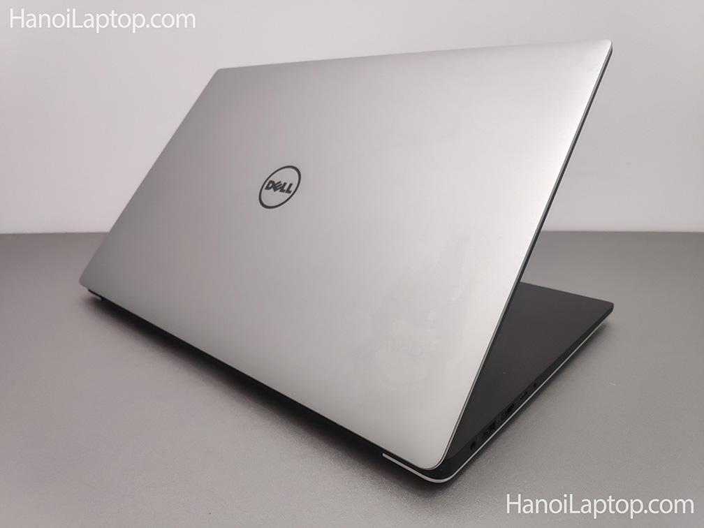 Dell Precision 5530 laptop do hoa nang (7) Dell Precision 5530 laptop do hoa nang (7)