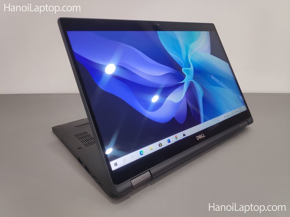 Dell Latitude 7390 2in1 like new (11) Dell Latitude 7390 2in1 like new (11)