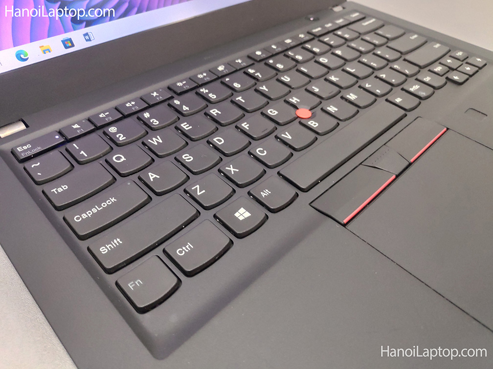 Thinkpad T490s (4) Thinkpad T490s (4)