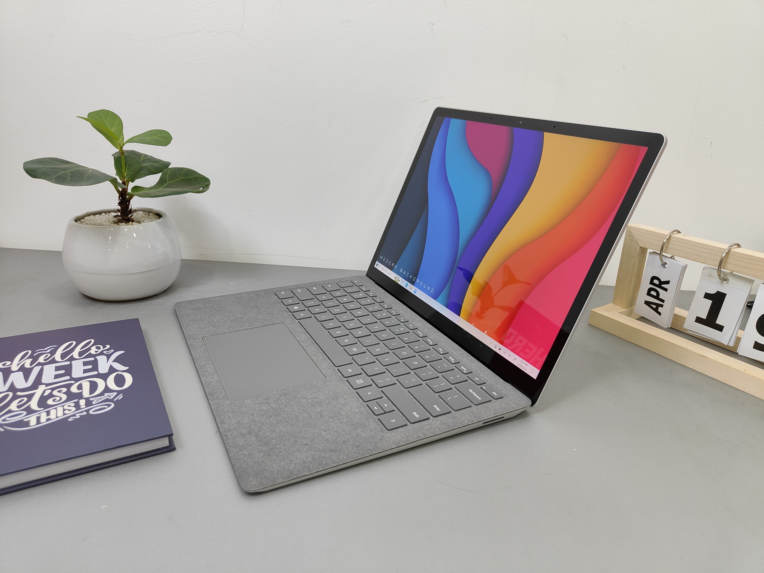 493768d74bc8e596bcd94