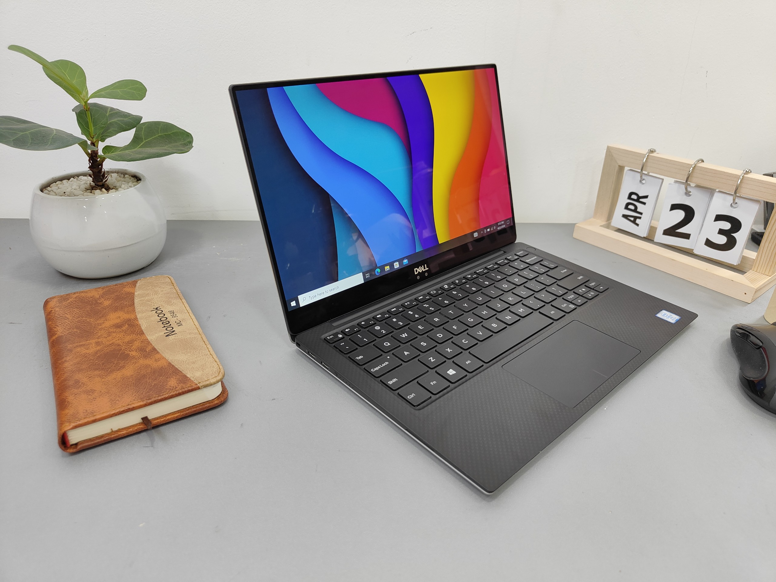 Dell XPS 9370 i5 32266 Dell XPS 9370 i5 32266