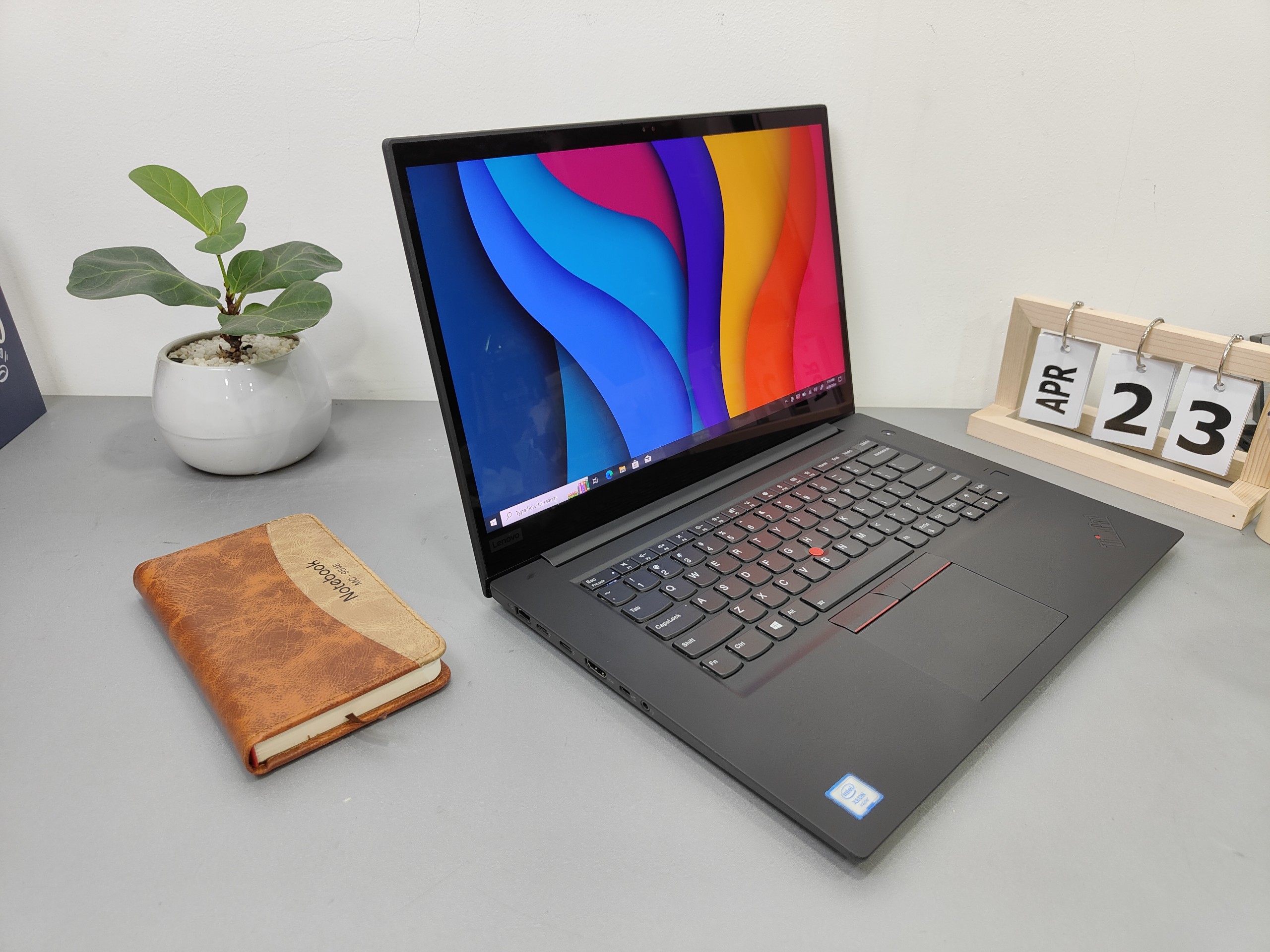 6daef576c4a26afc33b33