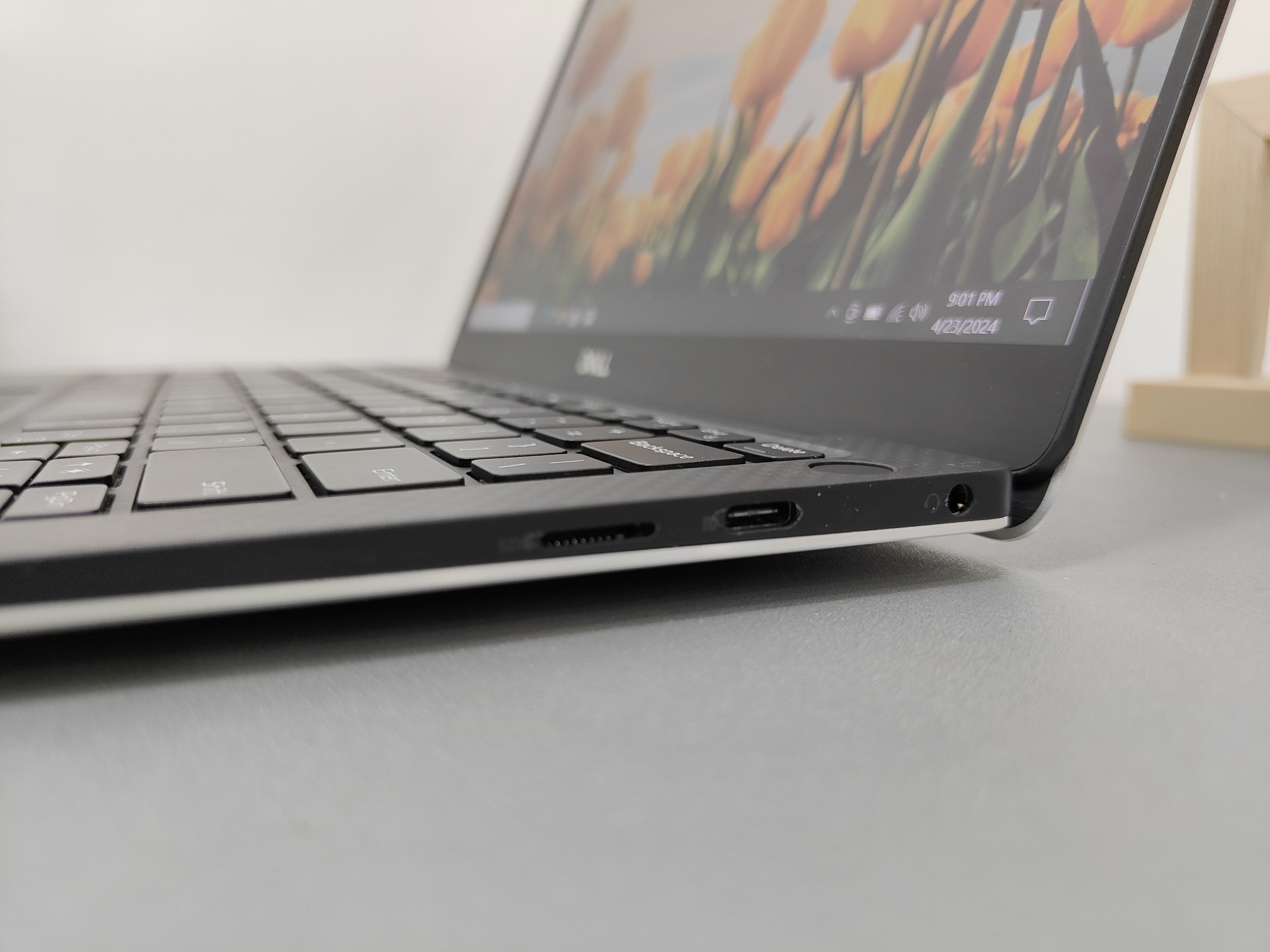 d4310a7a35a49bfac2b59