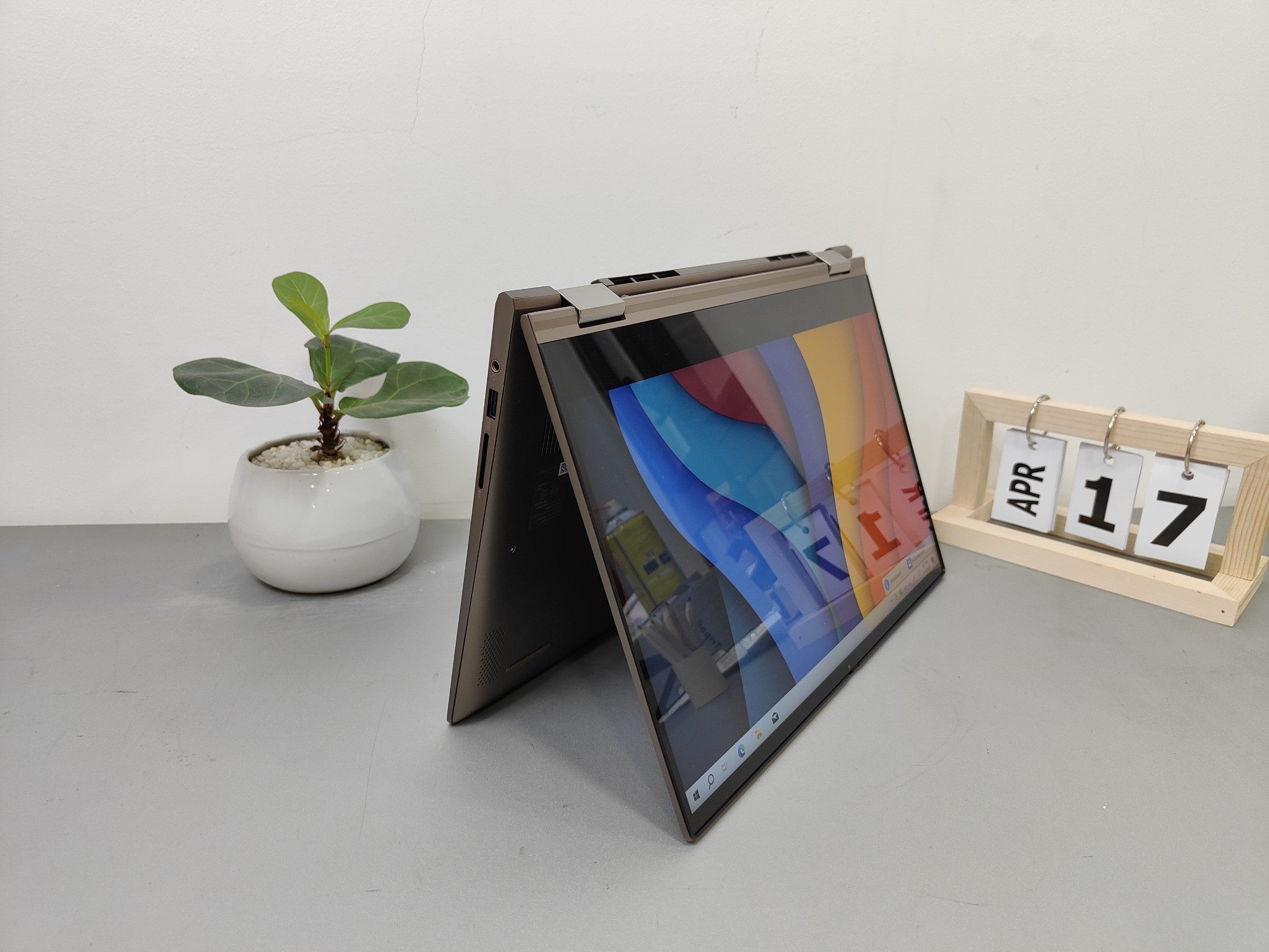 Inspiron 7405 2in1 (2)