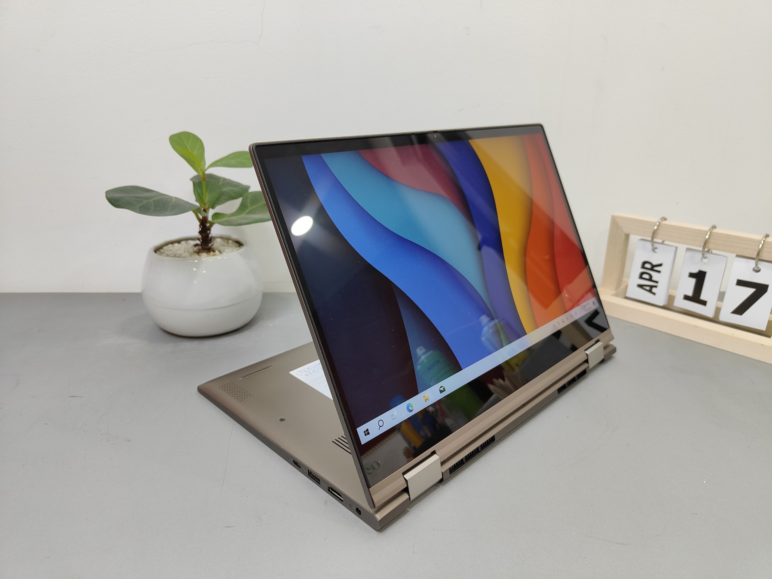 Inspiron 7405 2in1 (9)