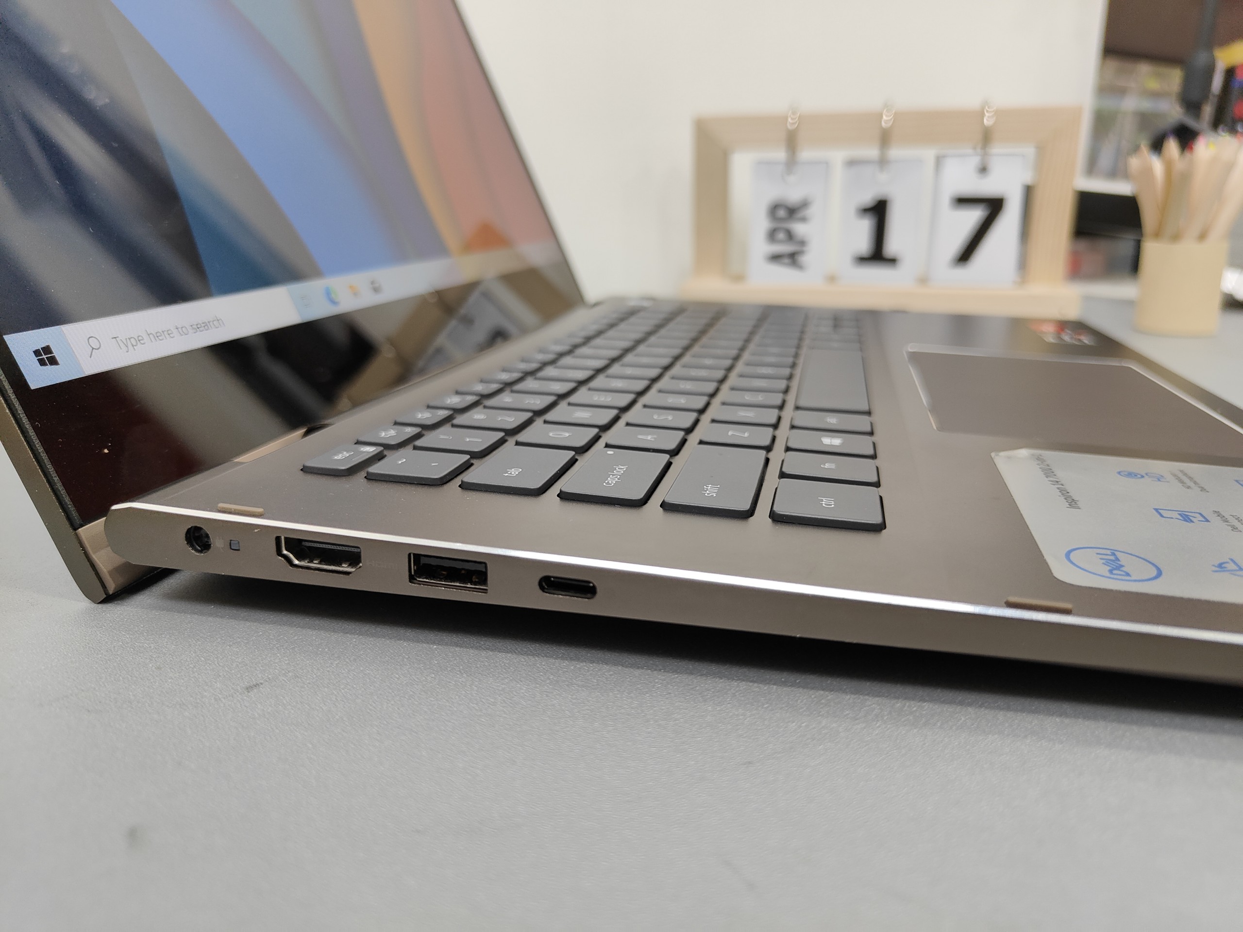 Inspiron 7405 2in1 (10)