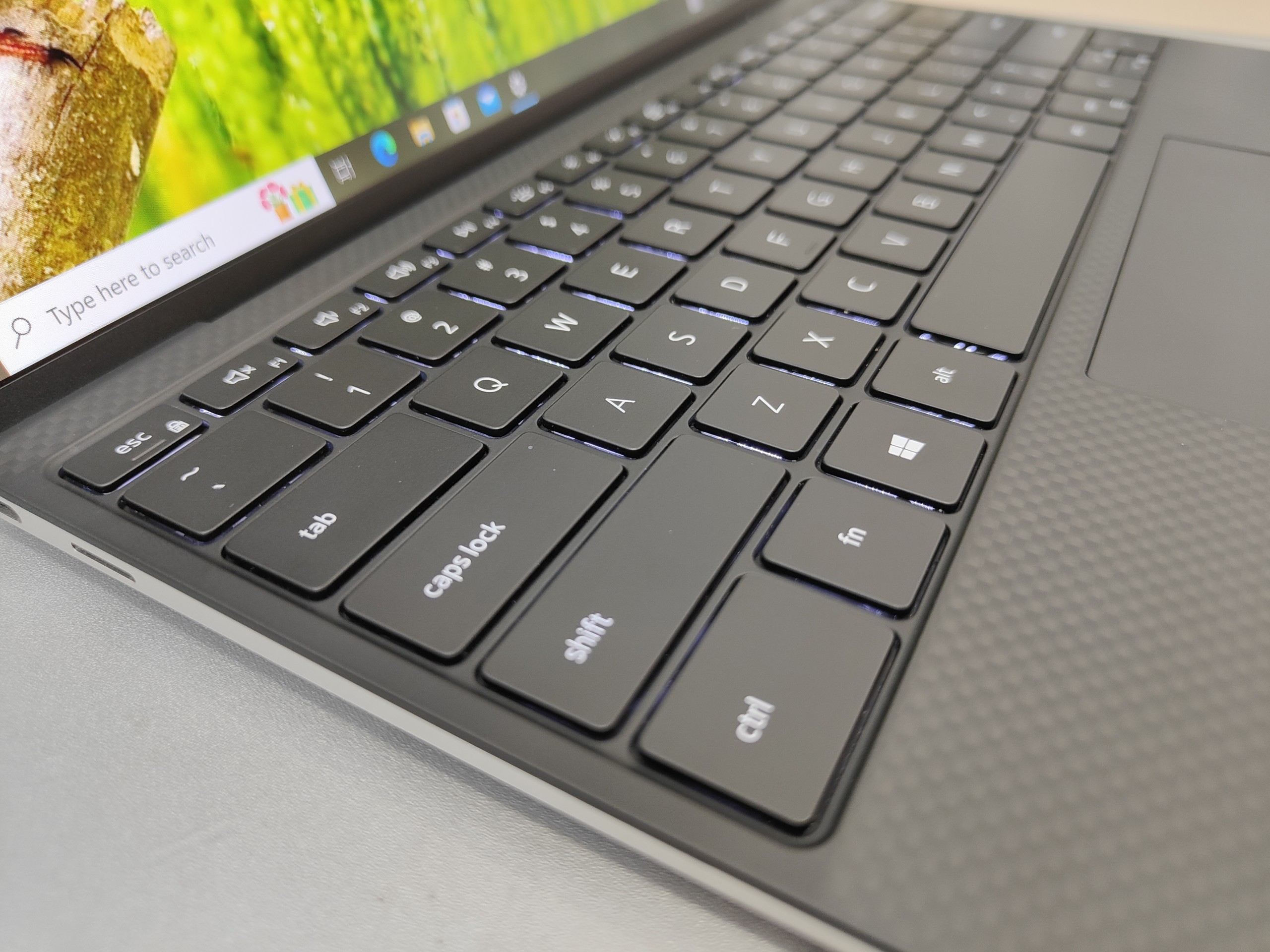 be9e6d85b4ee15b04cff18