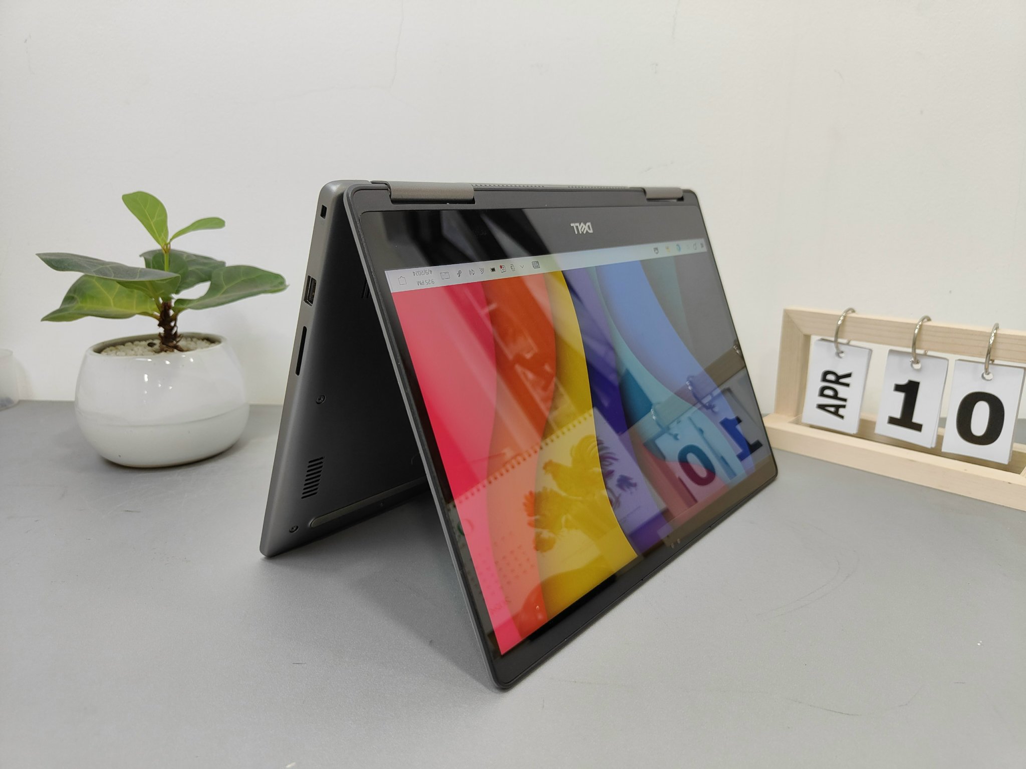 Dell Inspiron 7373 15350 (7)