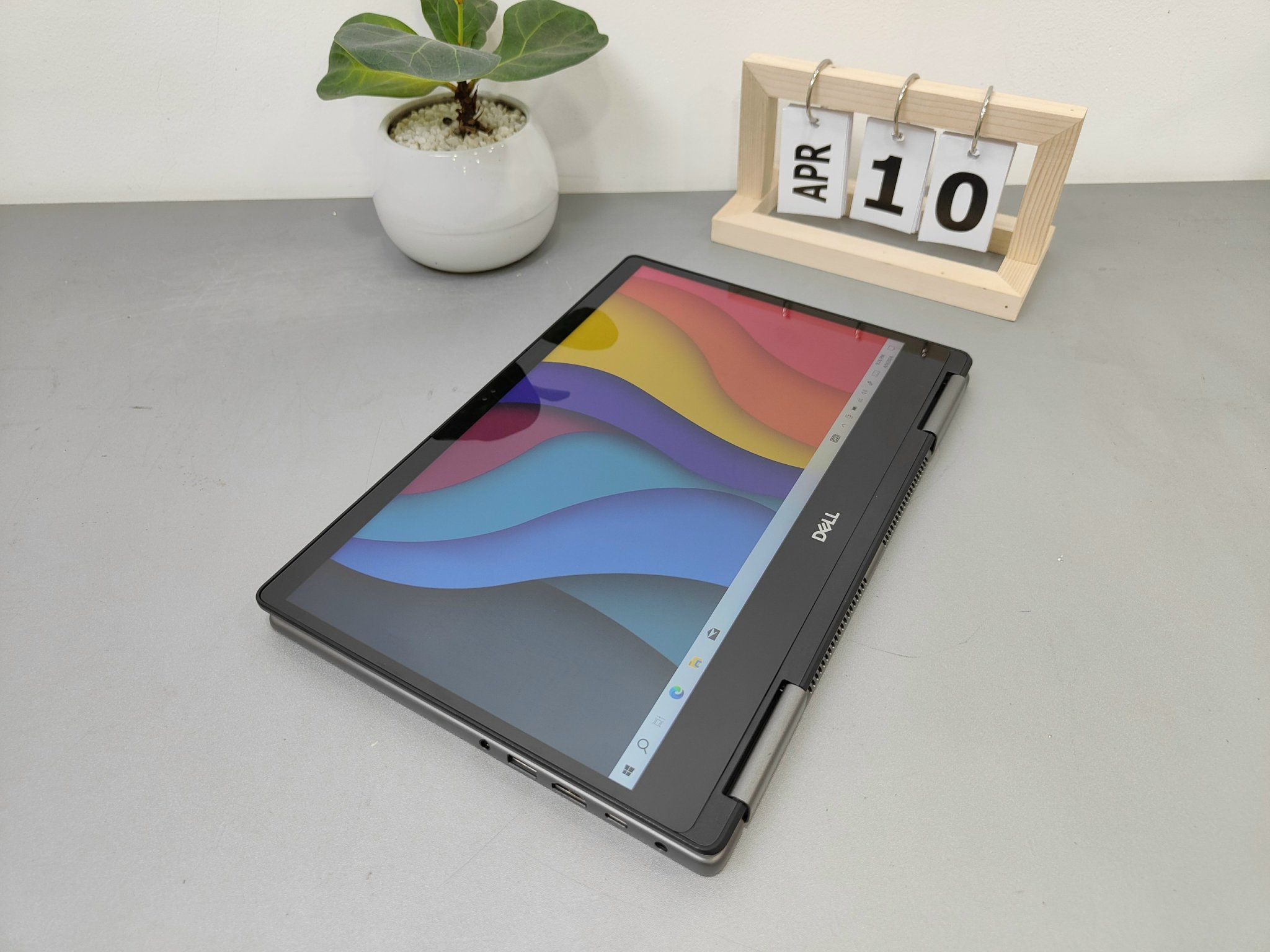 Dell Inspiron 7373 15350 (13)