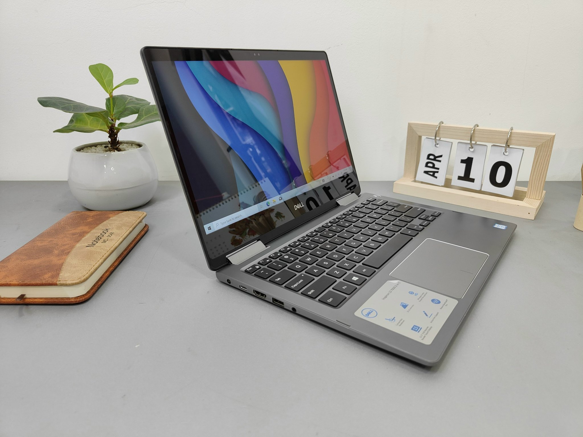 Dell Inspiron 7373 15350 (15)