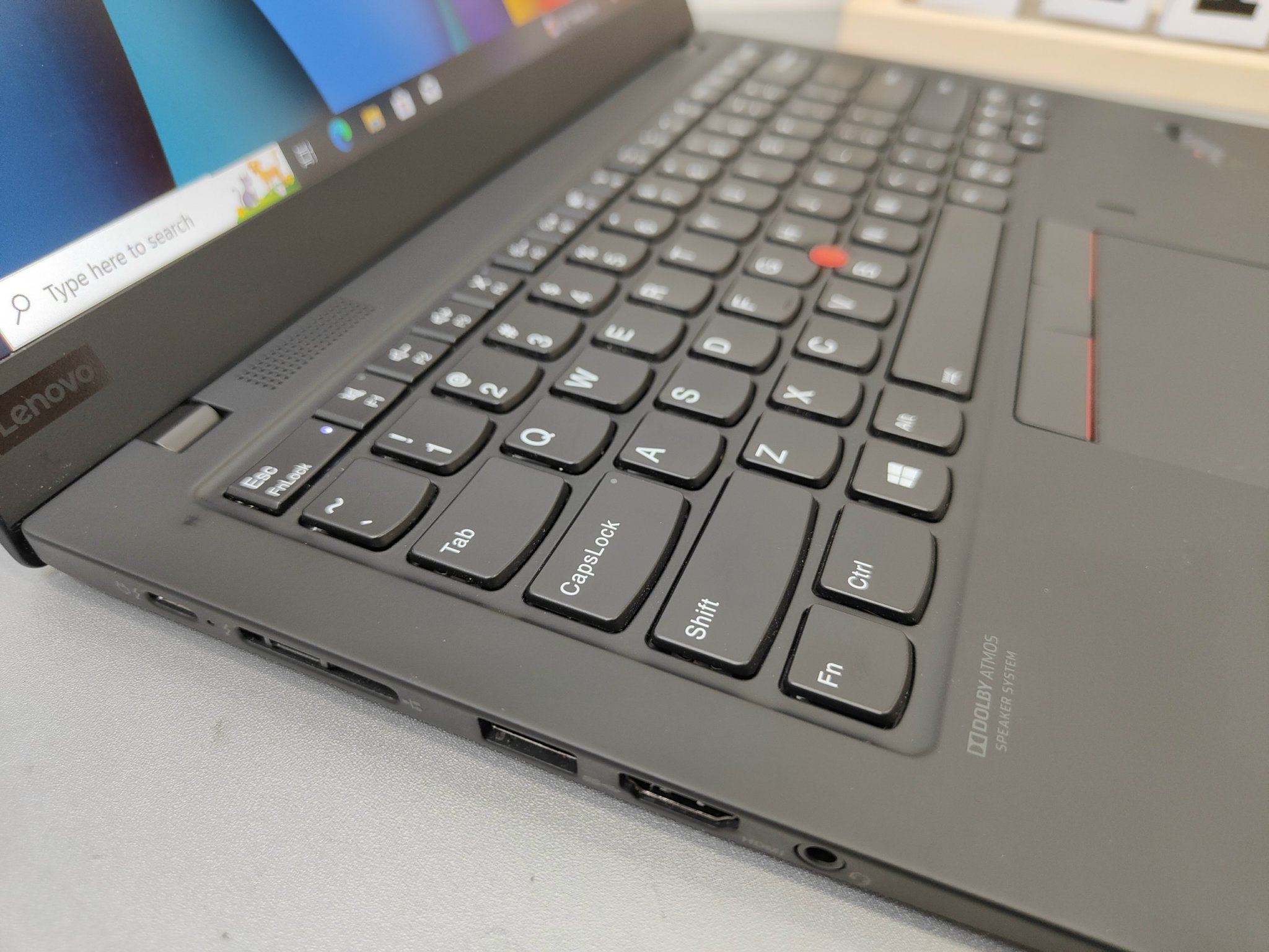 thinkpad X1 Carbon Gen 8 (8)