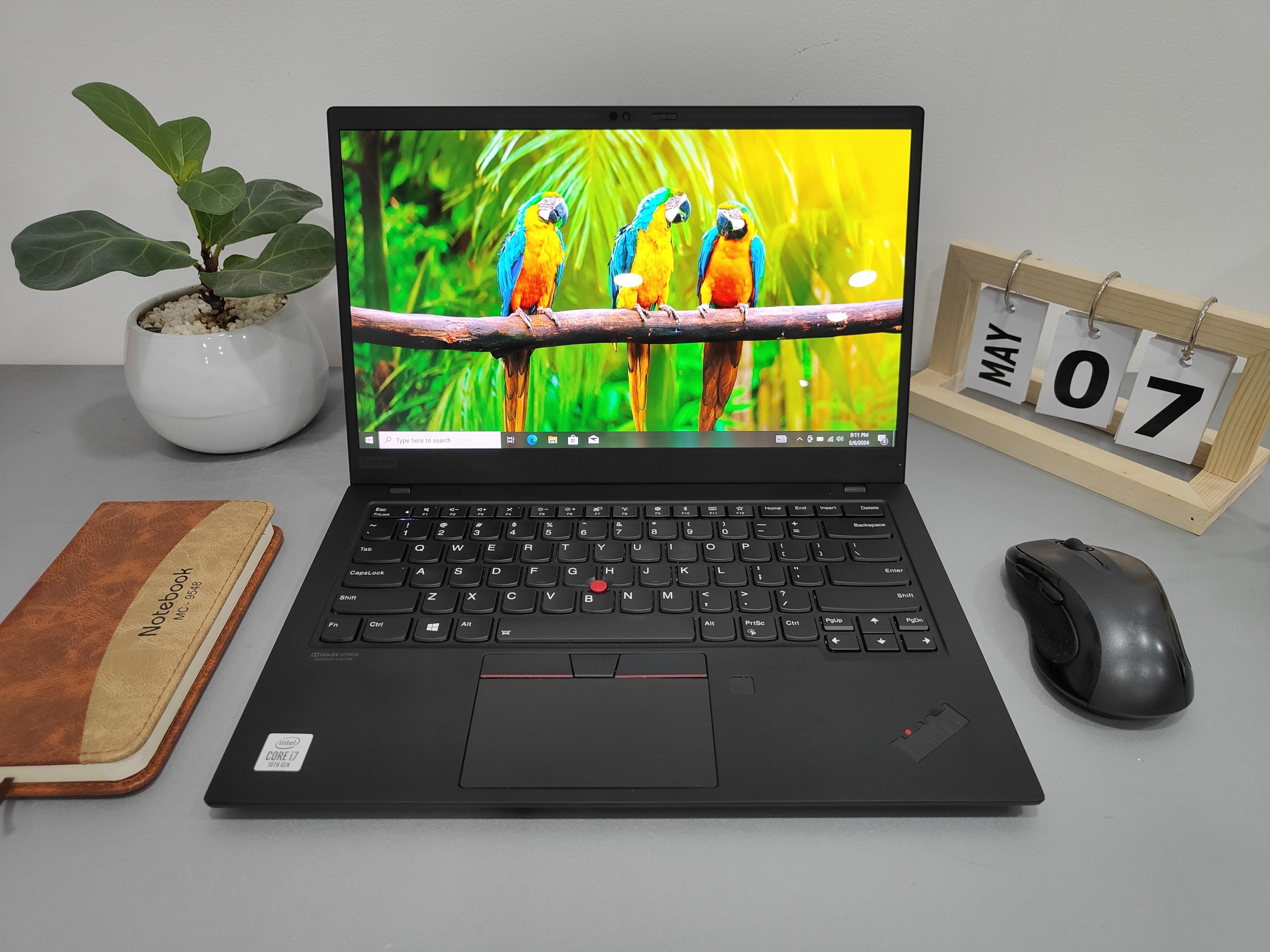 ThinkPad X1 Gen 7 000YUS ThinkPad X1 Gen 7 000YUS