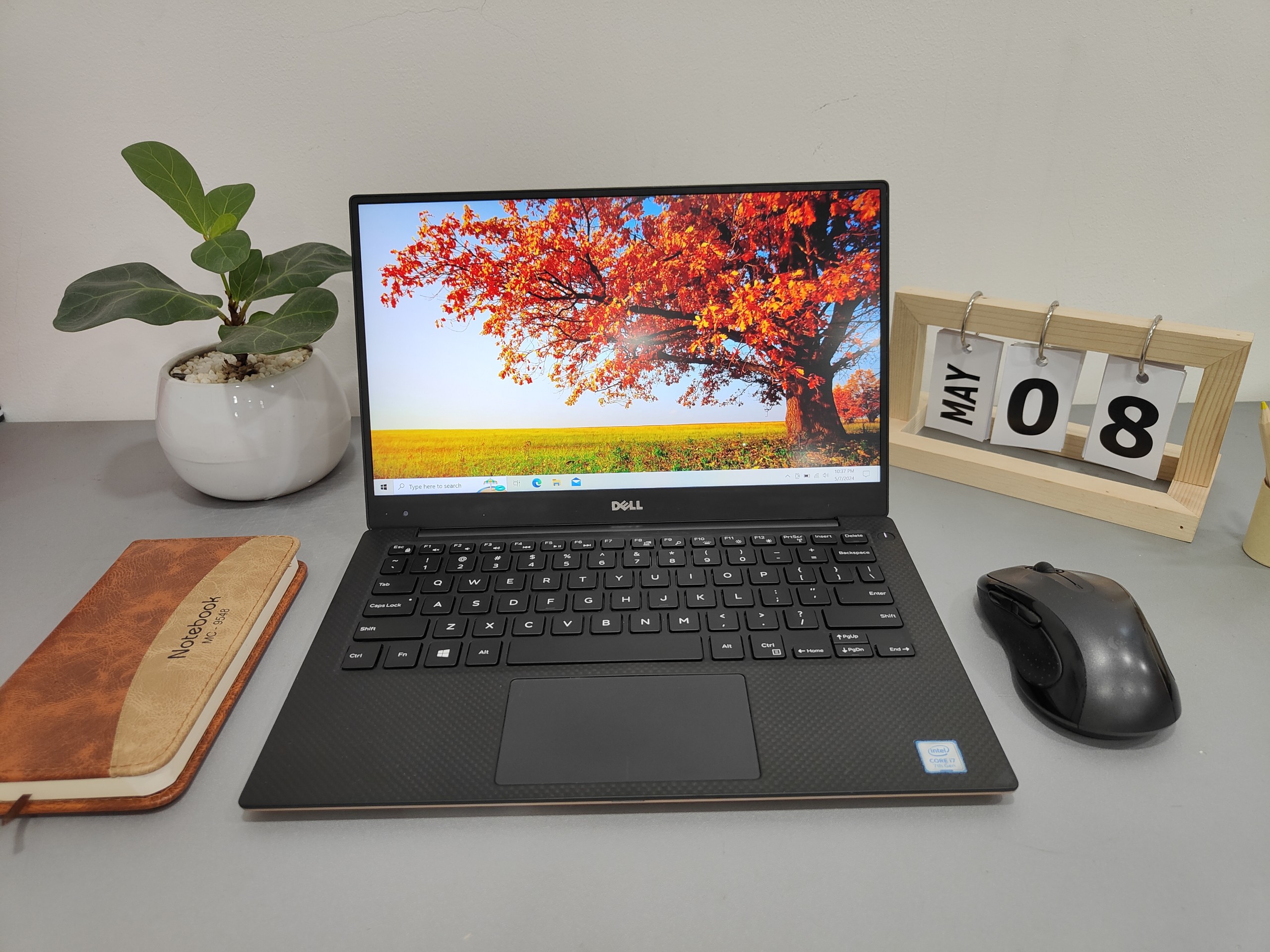 XPS 9360 i7-7500U 00674 XPS 9360 i7-7500U 00674