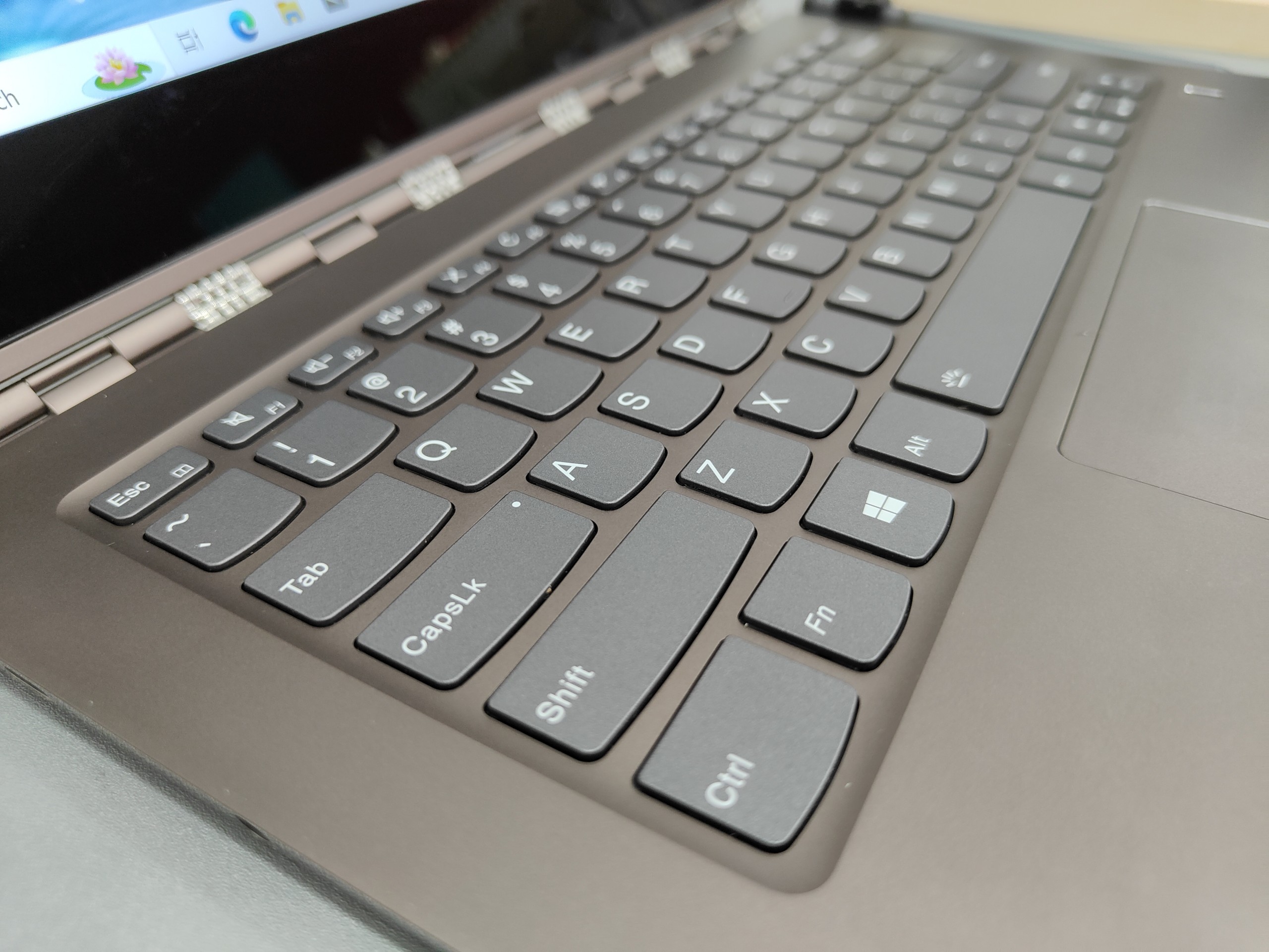 Lenovo yoga 920 13 ikb (16)
