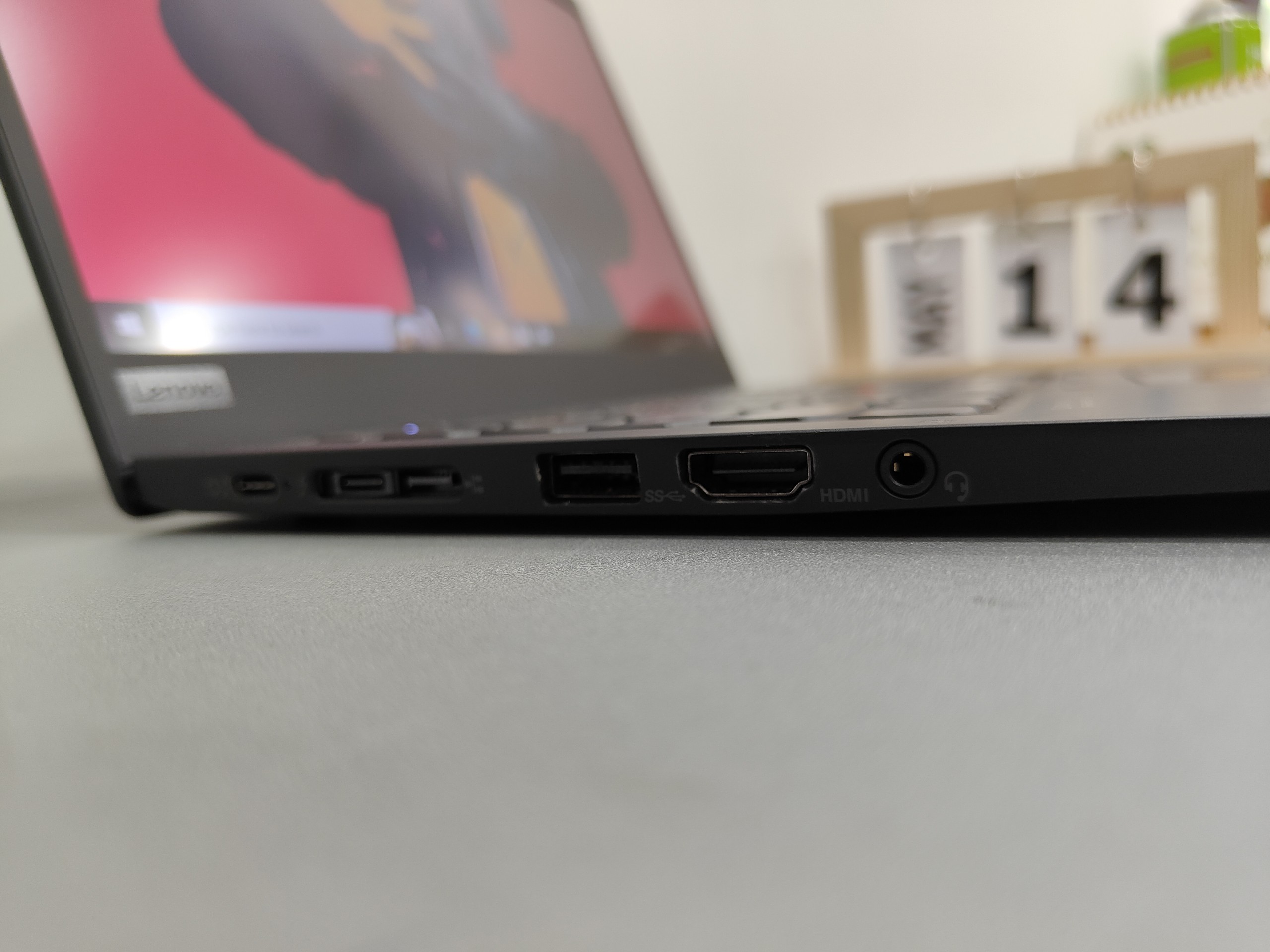 X1 Carbon Gen 8 i7-10610u (3)