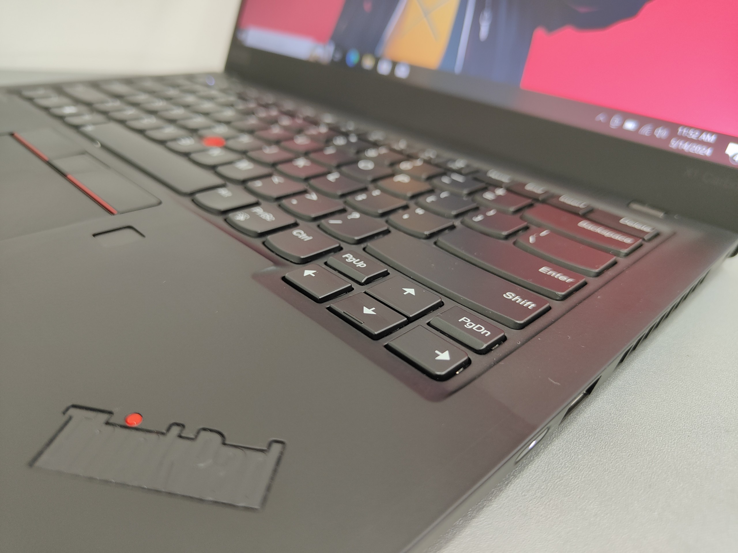 X1 Carbon Gen 8 i7-10610u (12)