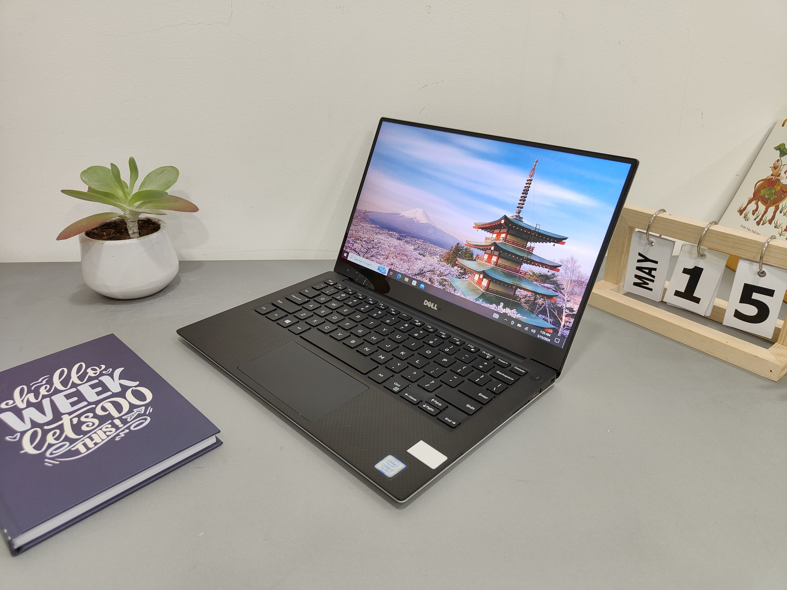 Dell XPS 9360 i7 (1)
