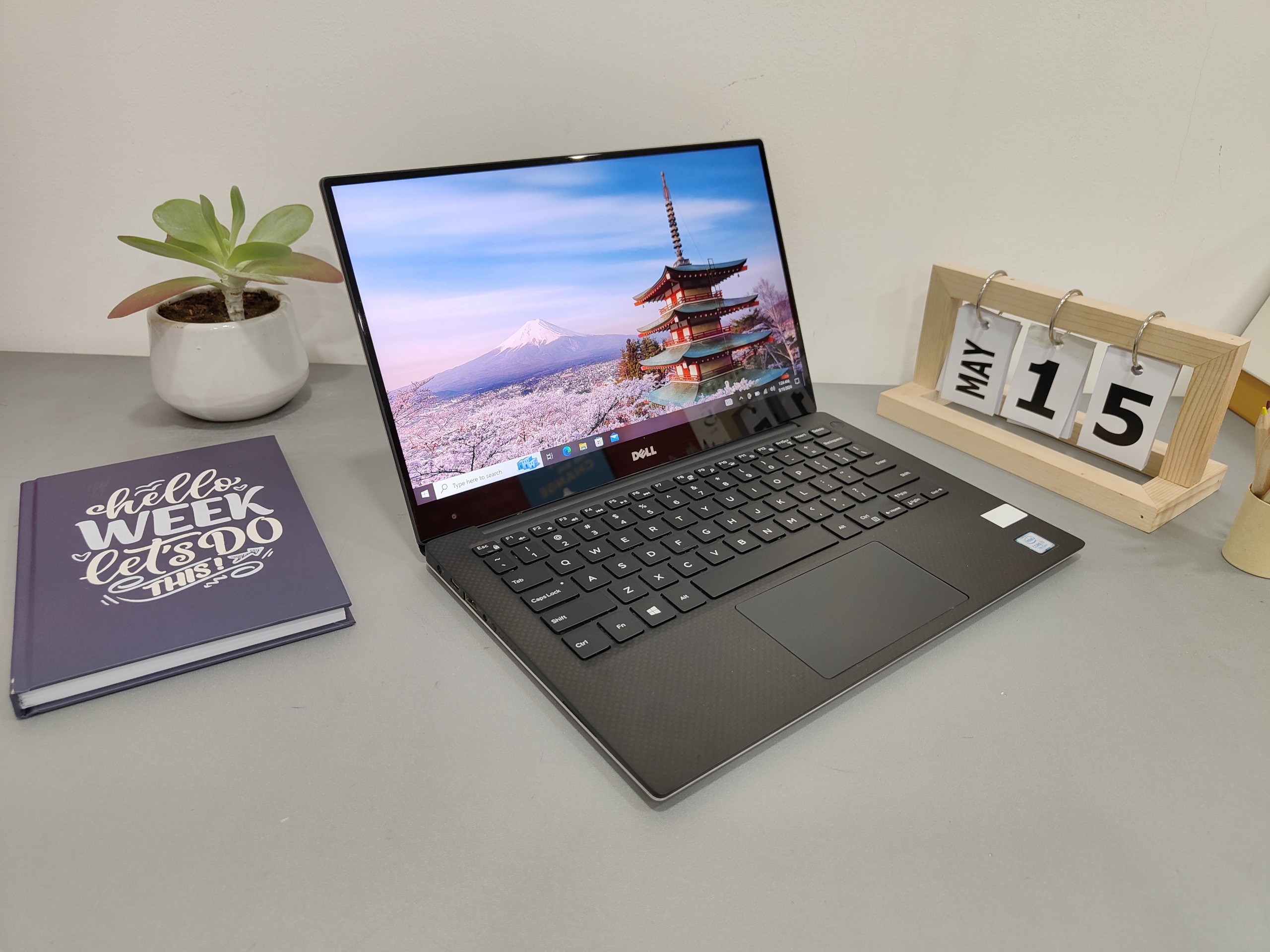 Dell XPS 9360 i7 (2)
