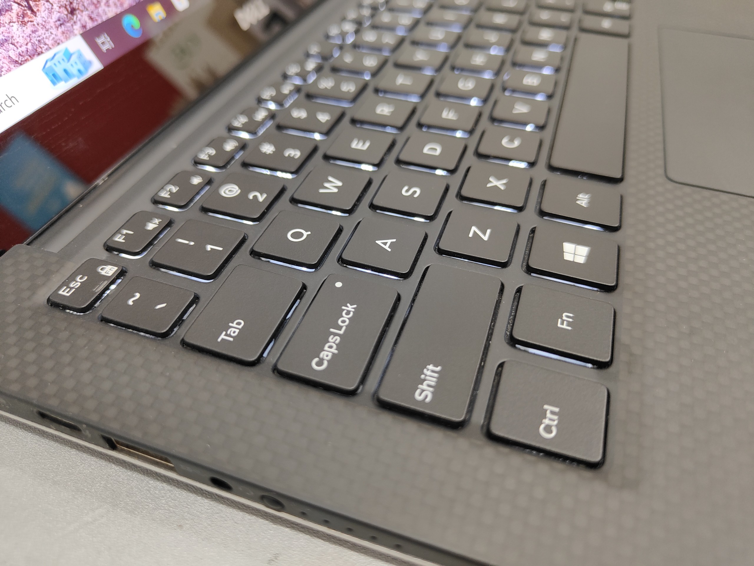 Dell XPS 9360 i7 (5)