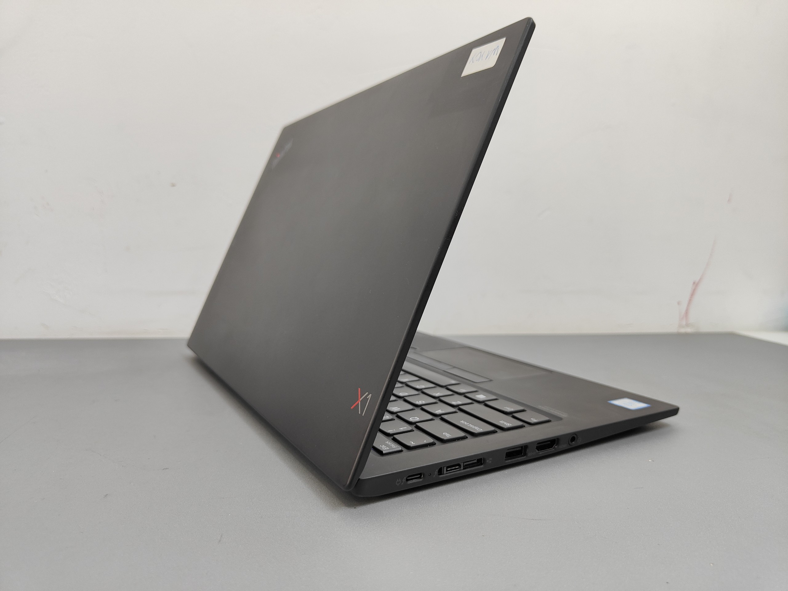 X1 carbon Gen 7 i7 8665u (4)