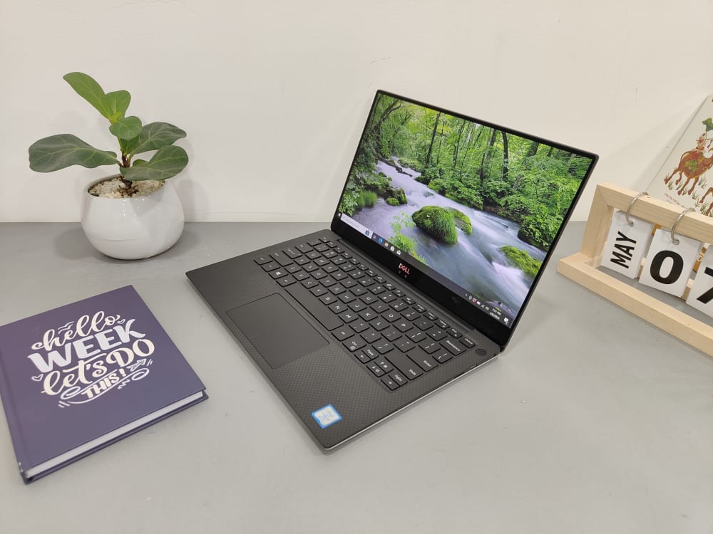 Dell XPS 9370 i5-8350U