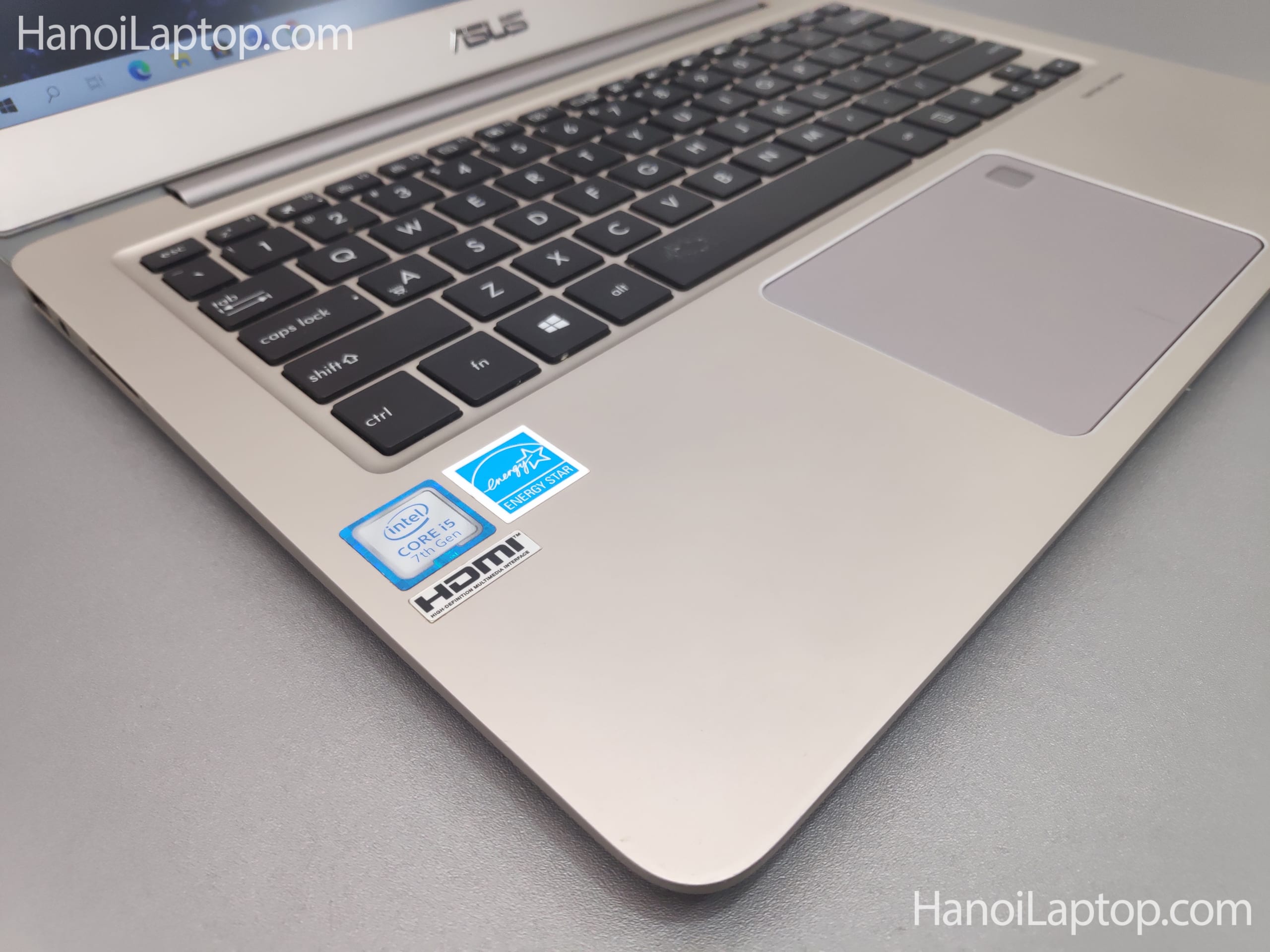 Zenbook UX330UA (5) Zenbook UX330UA