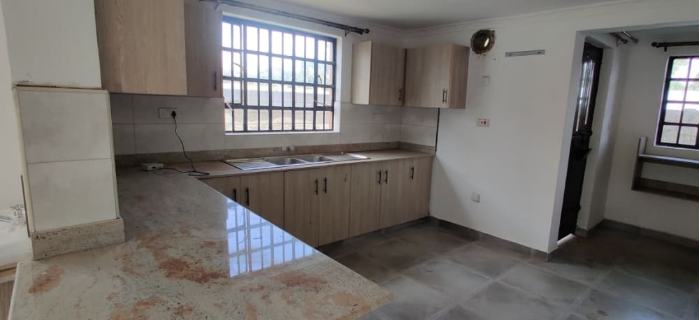 4 bedroom House for sale in  Gikambura-kikuyu