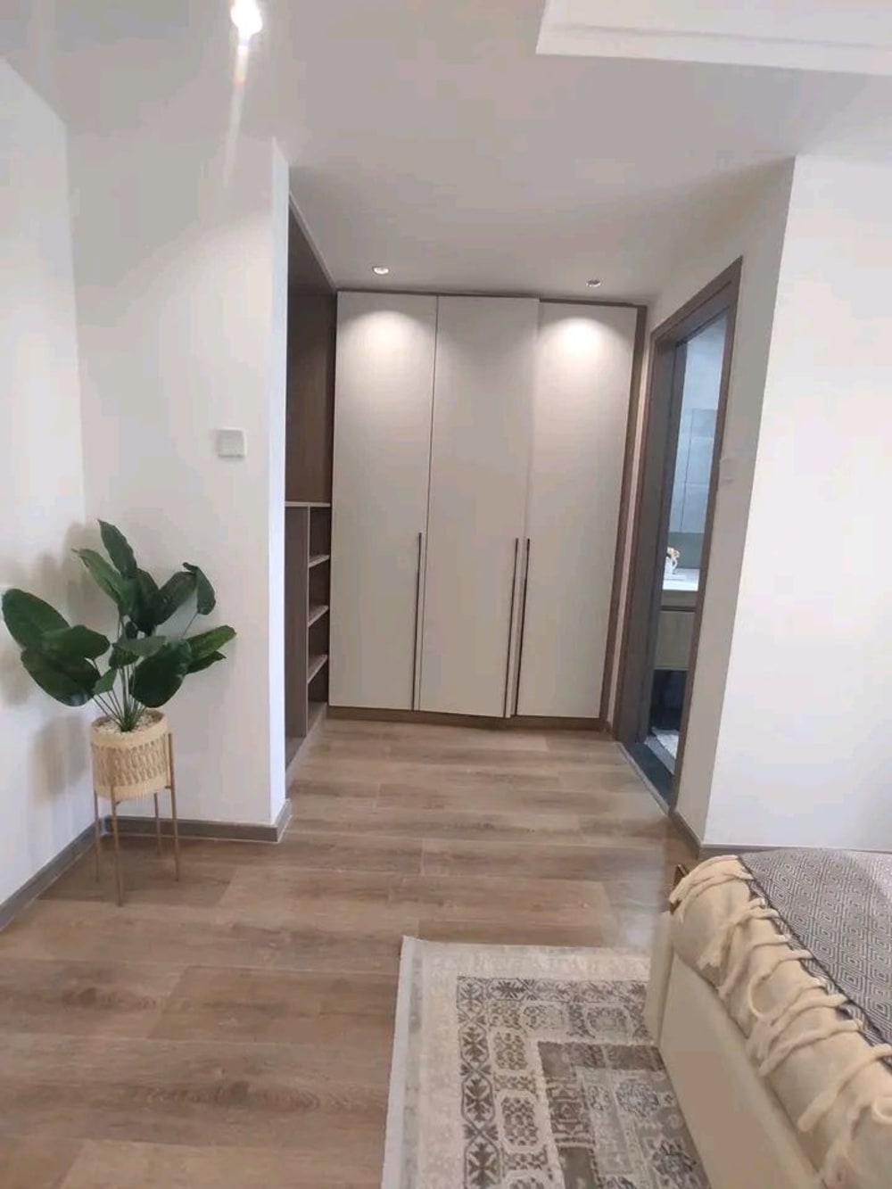 3 bedroom Apartment for sale in Kindaruma Road