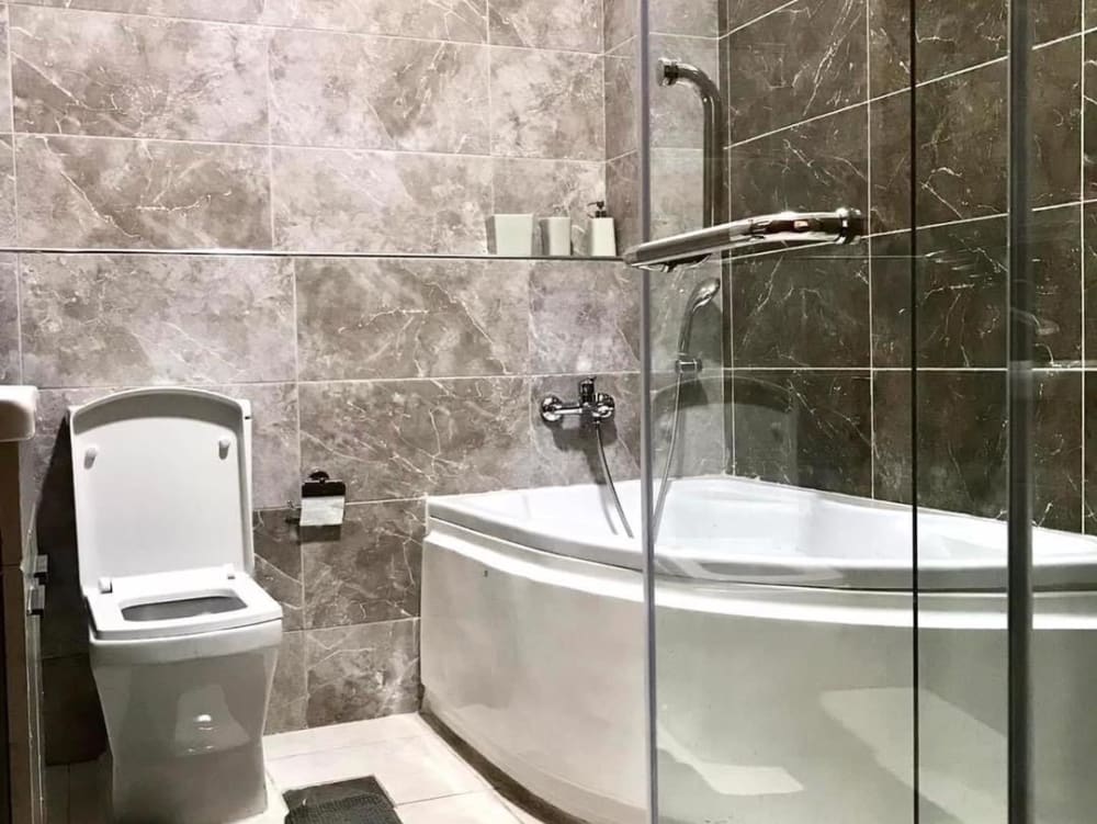 3 bedroom Apartment for sale in Rose Avenue