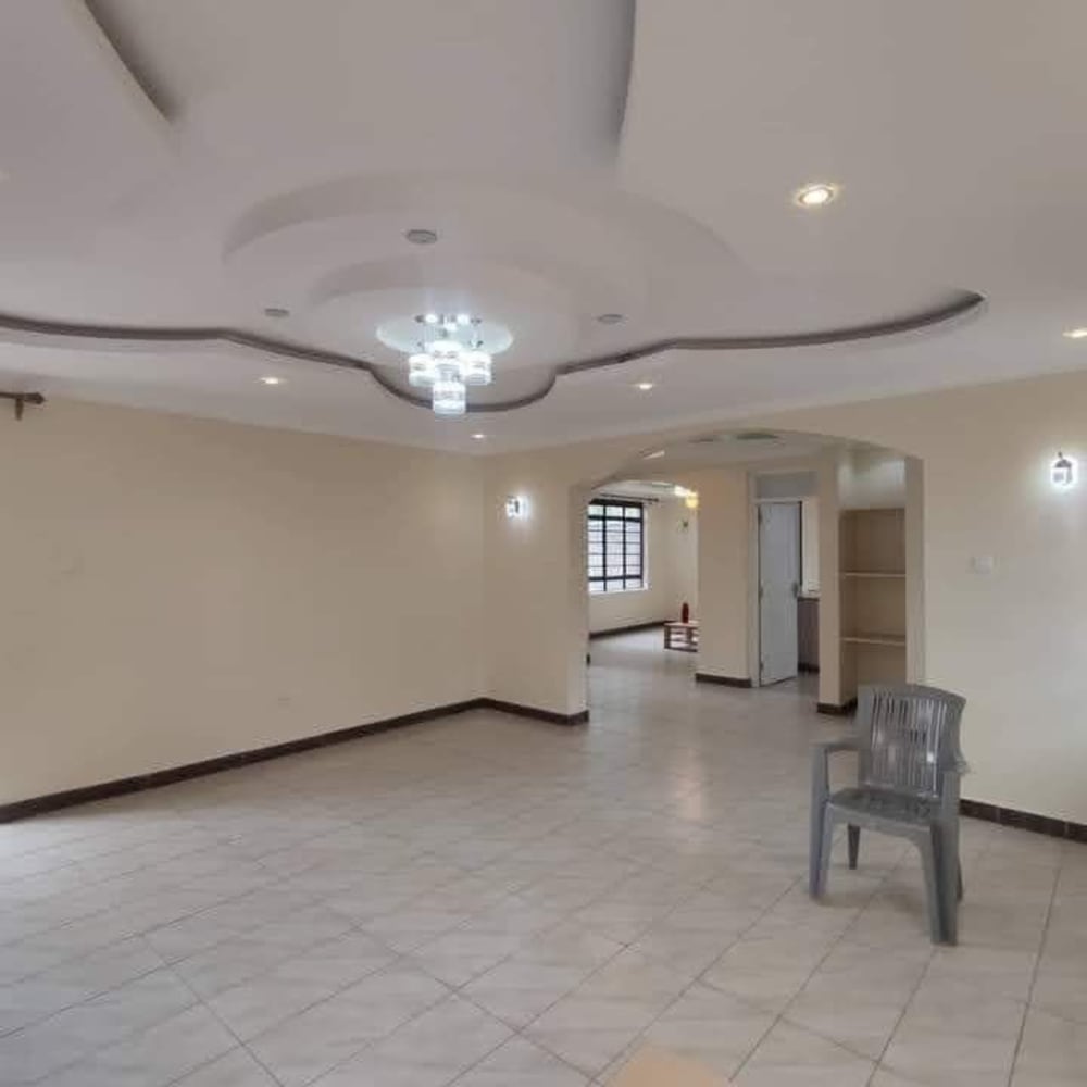 4 bedroom Townhouse for rent in Varsityville estate