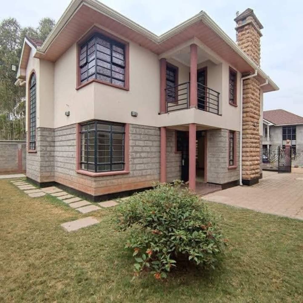 4 bedroom Townhouse for rent in Varsityville estate