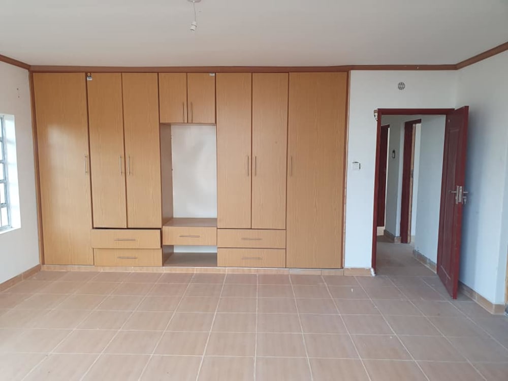 9 bedroom House for sale in Ongata- Rongai