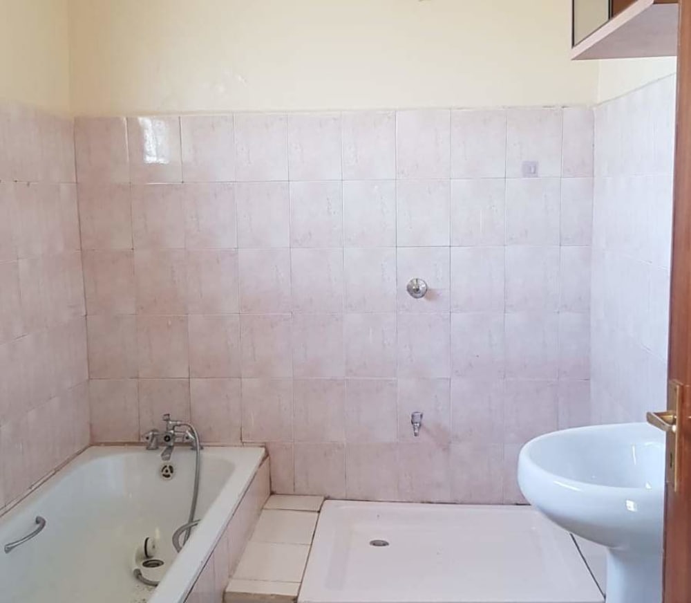 5 bedroom House for rent in Kisumu City - Riat Hills