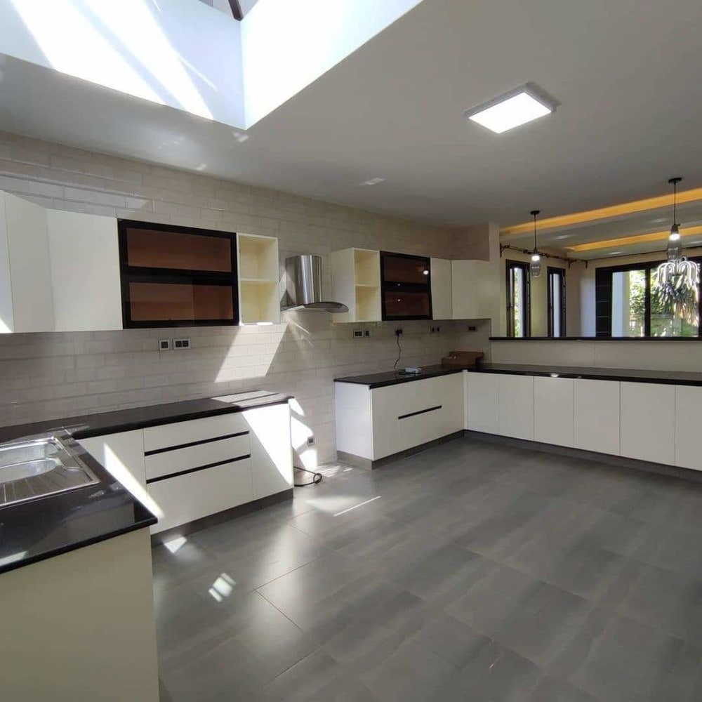 5 bedroom Villa for rent in Lavington, Nairobi