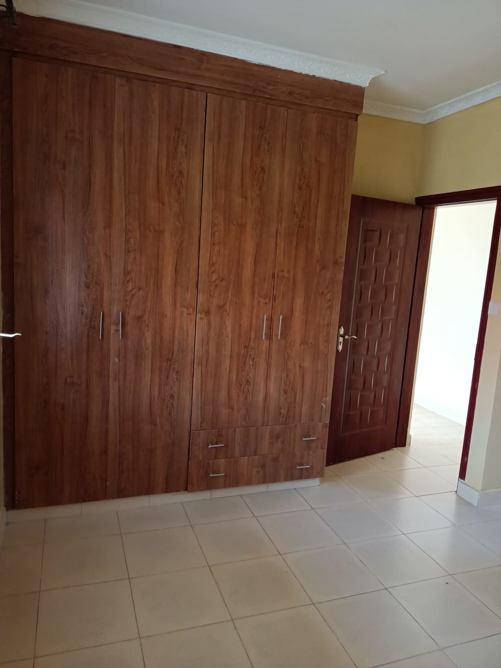 3 bedroom House for rent in Kenyatta Road opposite New Rain Hotel