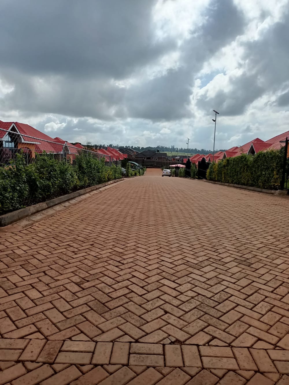 3 bedroom House for rent in Kenyatta Road opposite New Rain Hotel