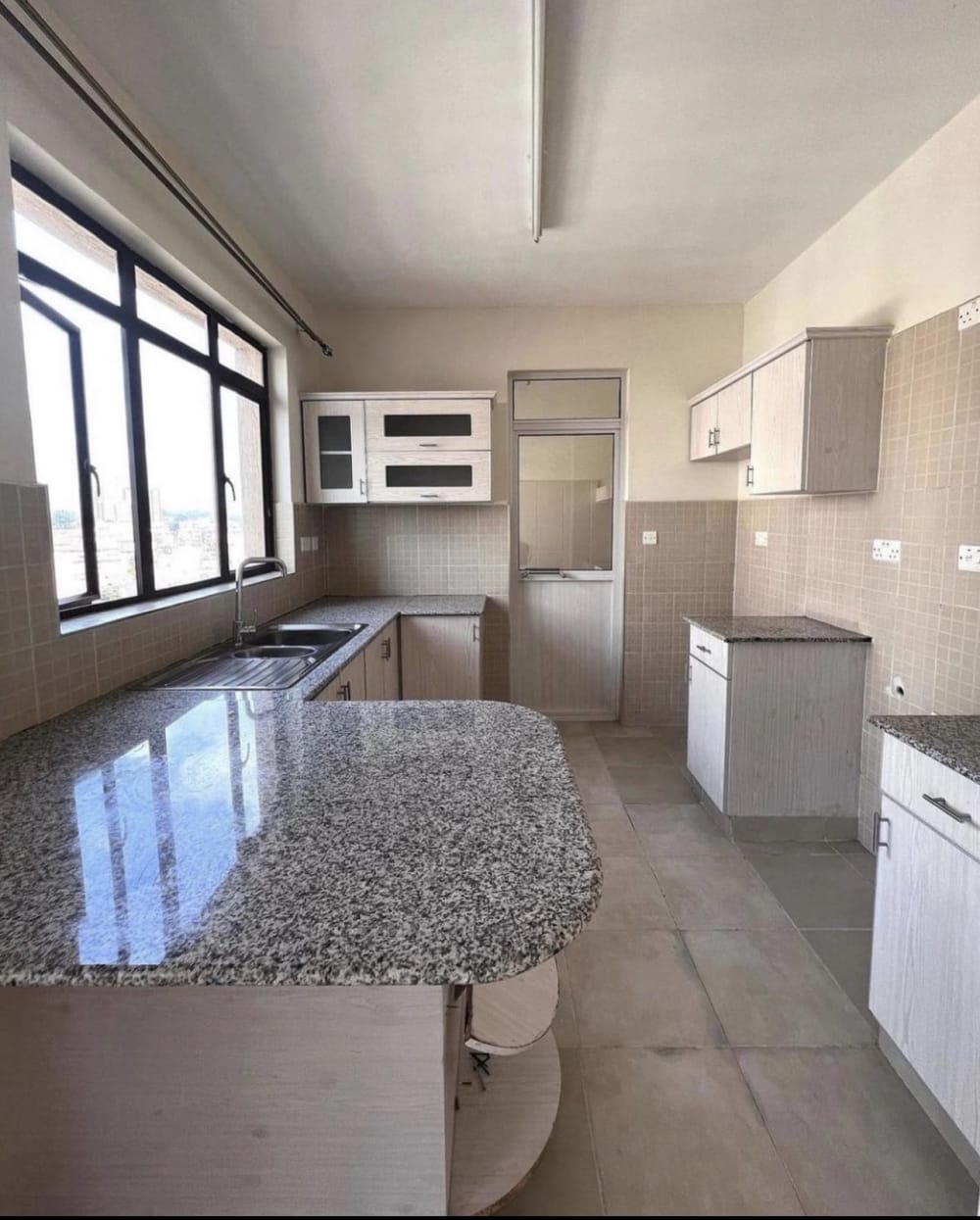 2 bedroom House for rent in Denis Pritt Road, Kilimani