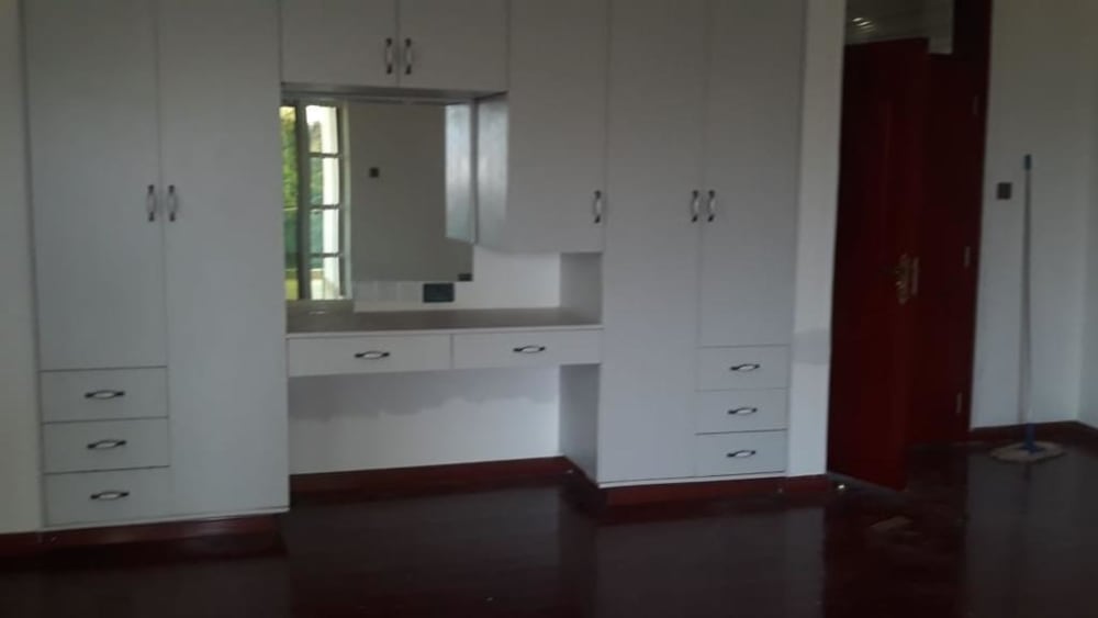 6 bedroom Mansion for rent in Runda