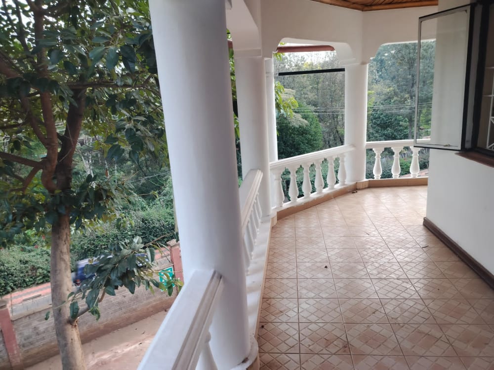 6 bedroom House for rent in Old Kisturu