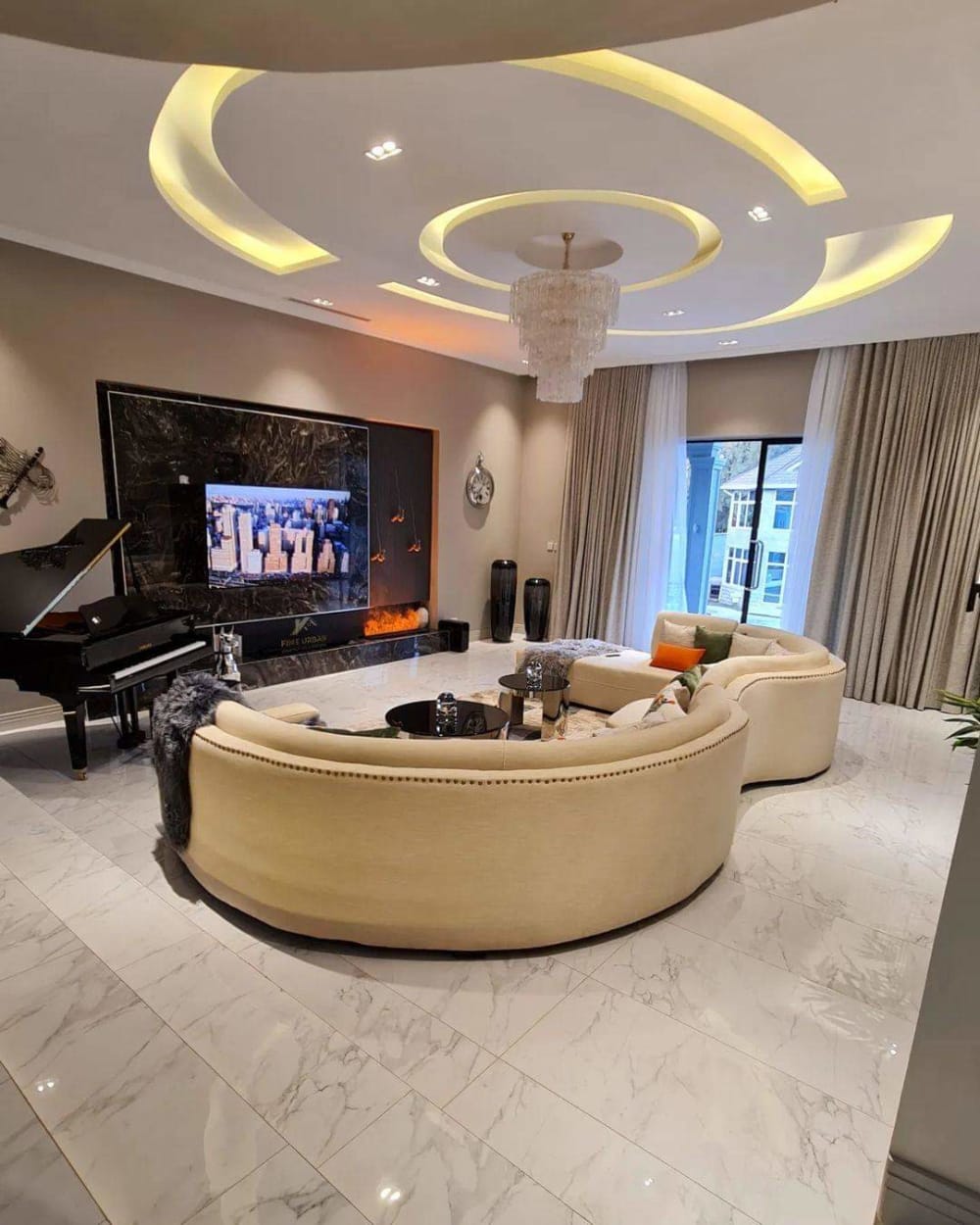 5 bedroom Commercial for sale in Kilimani