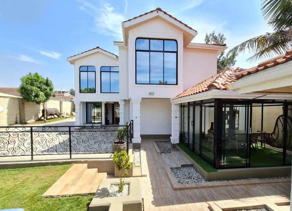 5 bedroom Commercial for sale in Kilimani