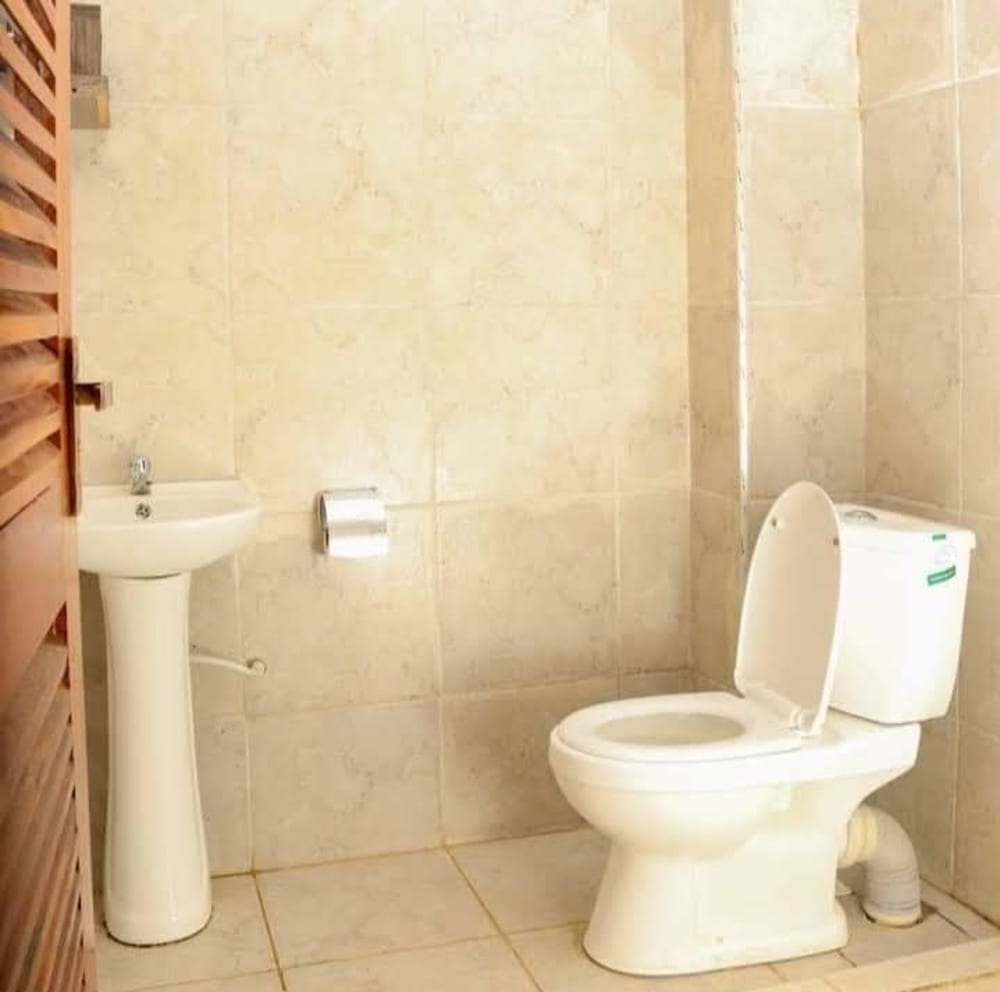 1 bedroom Commercial for rent in Kamega