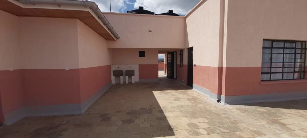 2 bedroom House for rent in Ruaka