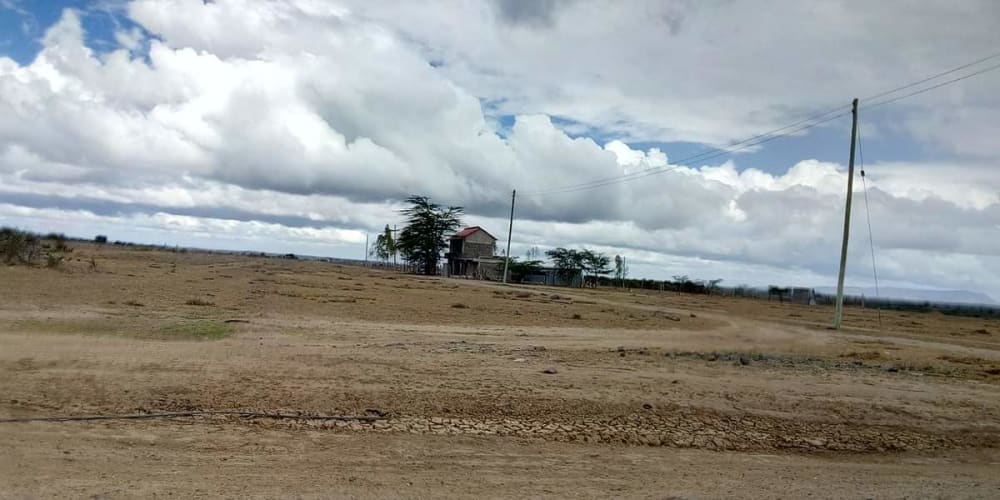 Land for sale in Nairobi - Namanga Highway