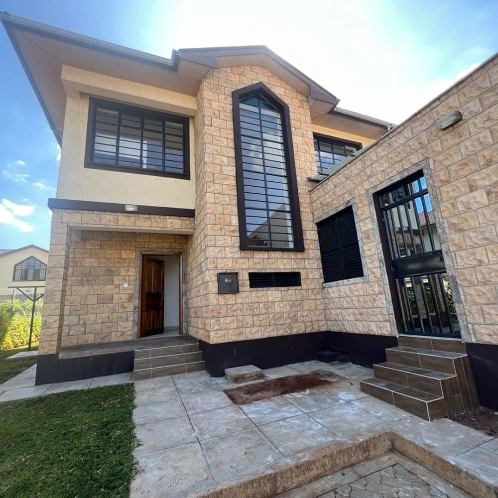 4 bedroom House for sale in Kiambu road