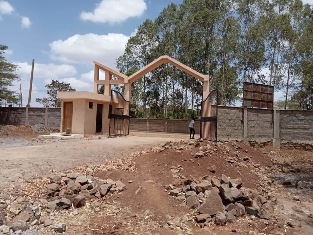 Land for sale in Arrow Gardens, Kenyatta Road