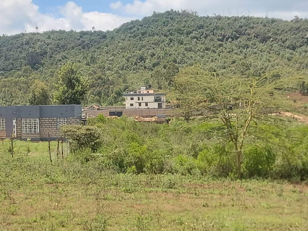 Land for sale in Karai-Ndeiya