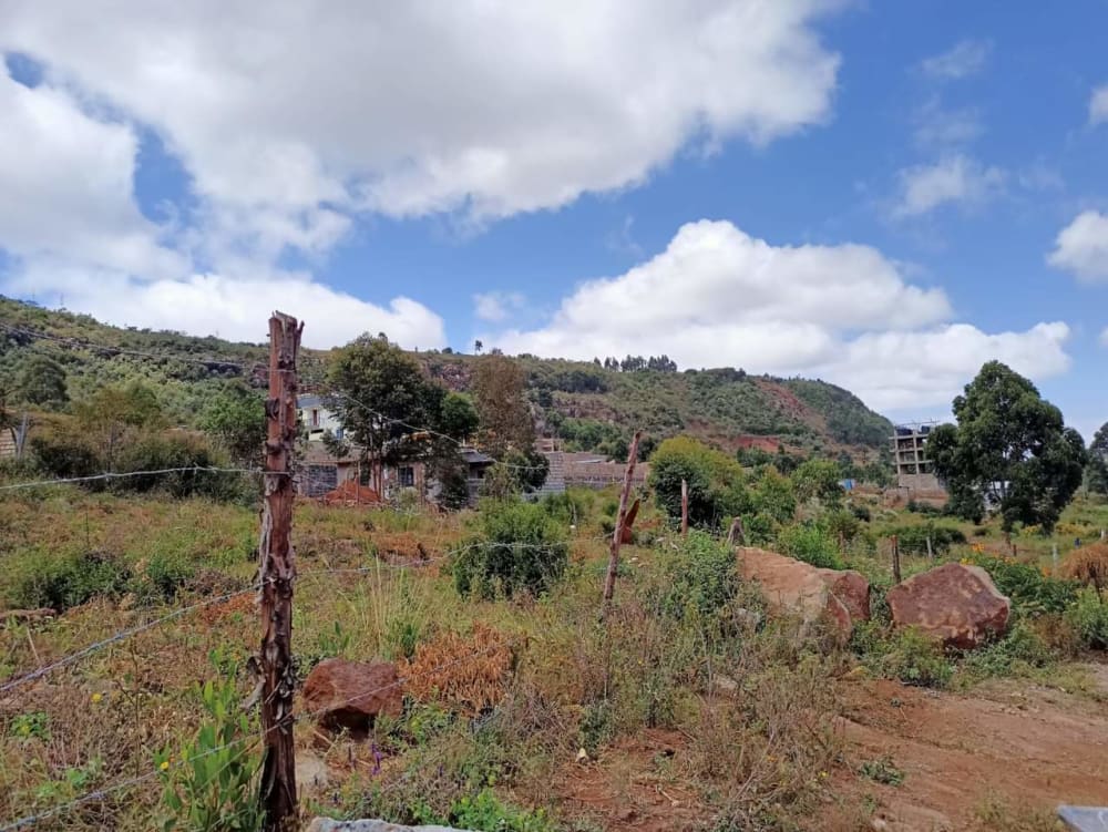 Land for sale in Karai-Ndeiya