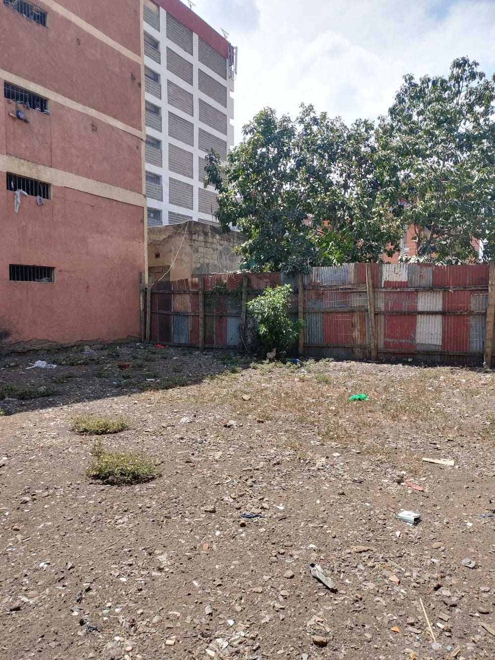 Land for sale in Eastleigh 